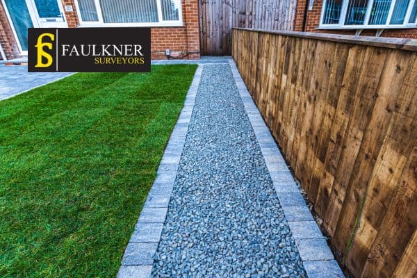 Can my Neighbour attach a fence to my wall? 3 Property Boundaries and the Basics of Land Boundaries Aylesbury