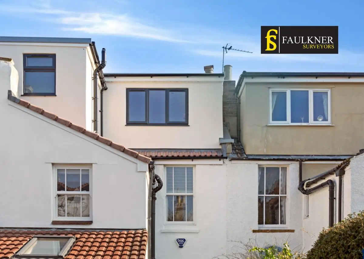 Party Wall Vs Boundary Wall : The Law, The Rights, and Your Options 3 Party Wall Aylesbury : What Should You Do If Your Neighbour Builds Over the Shared Boundary Aylesbury?