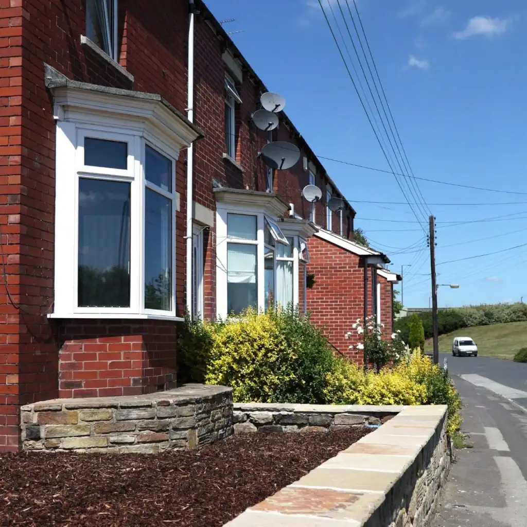 Can a Neighbour Remove Survey Stakes? 3 Min Critical Guide to Avoid Legal Issues 2 Faulkner Party Wall Surveyors Aylesbury : Can My Neighbour Remove Survey Skates